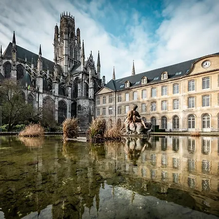 Daire Aux Jardins De L'hotel De - Hypercentre Avec Parking Prive *