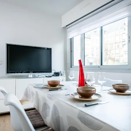 Daire Aux Jardins De L'hotel De - Hypercentre Avec Parking Prive